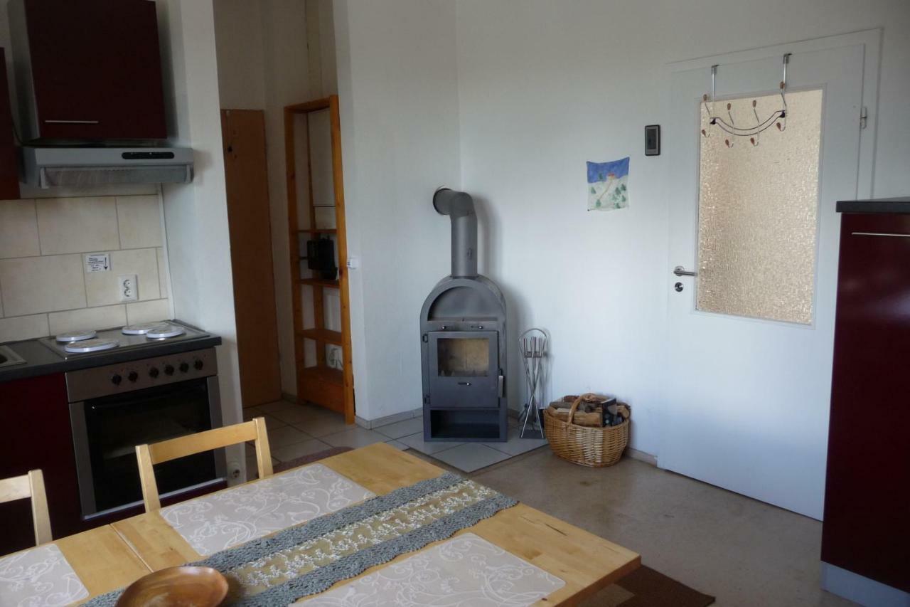 Haus Bergwiese - Fuer Naturfreunde, Familien, Wanderer Gehlberg エクステリア 写真